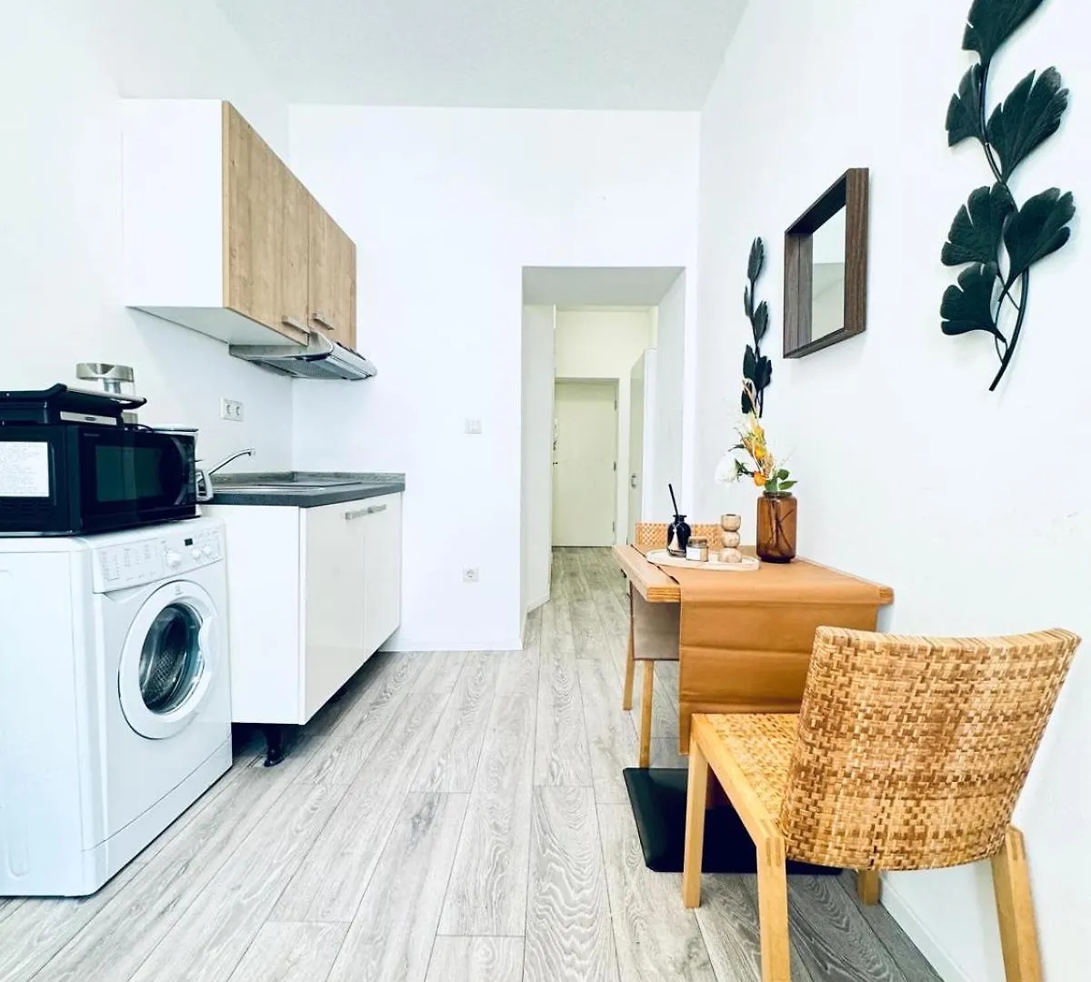 公寓 Cozy Studio Apt, 15-Min Drive To Schoenbrunn 维也纳